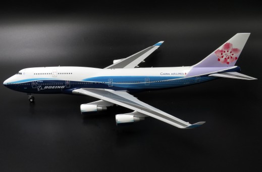 China Airlines 747-400 "Dreamliner" Livery Reg# B-18210 JC2CAL016 1:200