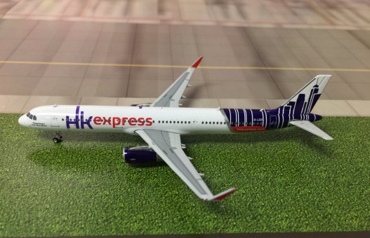 HK Express Airbus A321 Winglets Reg# B-LEB Phoenix 04117 Die-Cast Scale 1:400