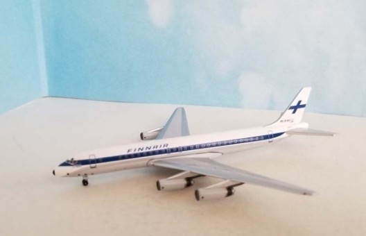 Finnair Douglas DC-8-62 OH-LFZ die-cast Aeroclassics AC419996 scale 1:400