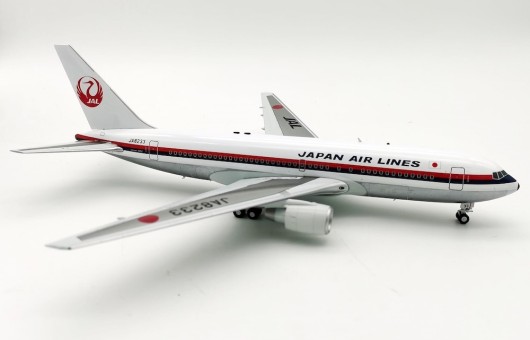 JAL Japan Air Lines Polished Boeing 767-246 JA8233 with stand JFoxInFlight JF-767-2-001P scale 1:200