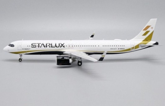 Starlux Airlines Airbus A321neo B-58203 Die-Cast JC Wings EW221N008 Scale 1:200