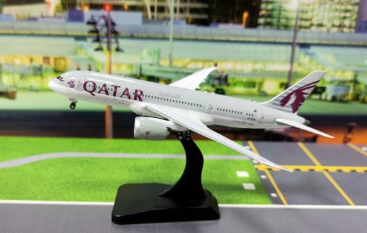 Qatar Airways Boeing 787-8 Dreamliner "25 Years Of Excellence" Reg: A7-BCB A7-BCB Aviation Models 1:400
