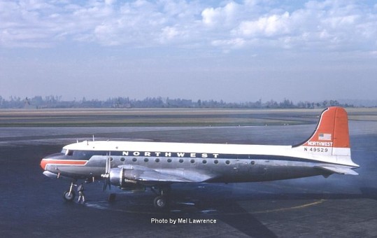 Northwest Douglas DC-4 Reg# N49529 Aero Classics Scale 1:400