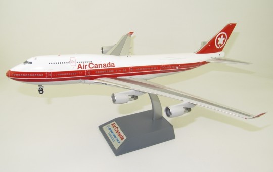 Air Canada Boeing 747-400 C-GAGM stand InFlight200 B-744-AC-01 1:200