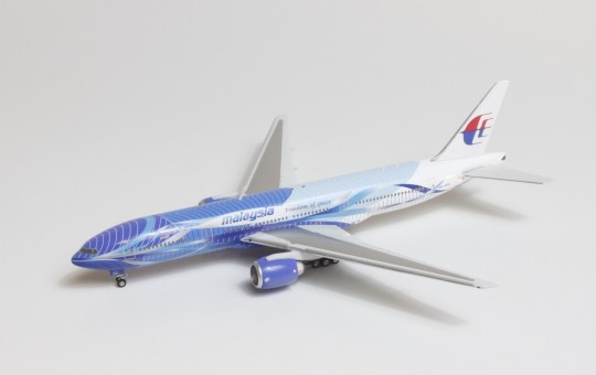 Malaysian Airlines Boeing 777-200 9M-MRD Freedom of Space Phoenix 04365 scale 1400  