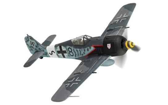 Germany Focke-Wulf Fw190A-8/R2 ‘Black 8’ Unteroffizier Willi Maximowitz, II Staffel (Sturm) IV/JG.3 Corgi  AA34317 die cast scale 1:72 