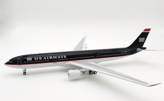 US Airways Airbus A330-323 N678US navy blue livery with stand InFlight IF333US0719 scale 1:200
