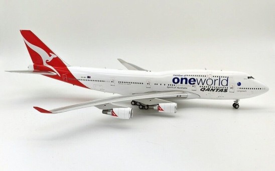 Qantas One World Boeing 747-400 VH-OEF  With Stand InFlight IF744QA0523 Scale 1:200 