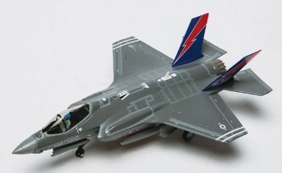 F-35C Lightning II 1/72 Die Cast Model  "CF-03," Joint Strike Fighter, US Navy 1:72
