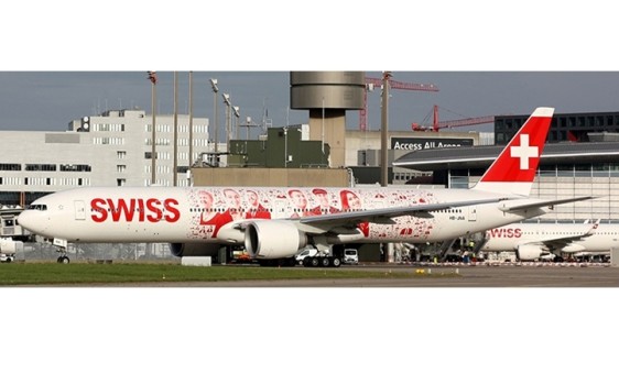 Swiss International Boeing 777-300ER HB-JNA "People's Plane" with stand Aviation400 AV4108 scale 1:400
