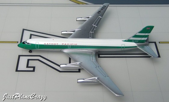航空機・ヘリコプター CATHAY PACIFIC CV-880 /DC-3 with GSE set Cathay Pacific CV-880 and DC-3 sets with GSE 1:400 ezToys