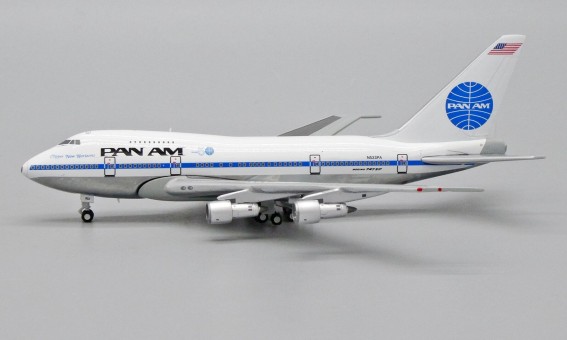 Pan Am Boeing 747SP "Clipper New Horizons" N533PA "Flight 50" JC Wings EW474S002 scale 1:400
