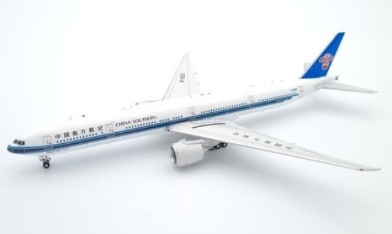China Southern Boeing 777-300ER B-20CK 中国南方航空 with stand Aviation400 AV4083 scale 1:400
