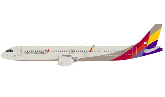 Asiana Airlines Airbus A321-251NX HL8364 with stand InFlight IF321OZ0920 scale 1:200