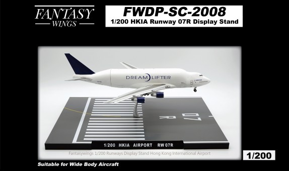 Display Stand Hong Kong Airport Runway 07R by Fantasy Wings FWDP-SC-2008 scale 1:200