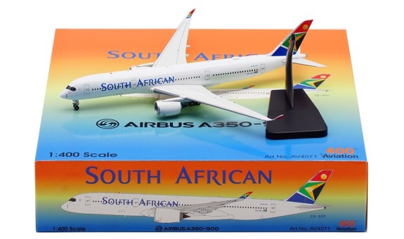 South African Airways Airbus A350-900 ZS-SDF with stand Aviation400 AV4071 scale 1:400 