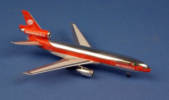 AeroMexico DC-10-15 N1003N  Aero Classics scale 1:400