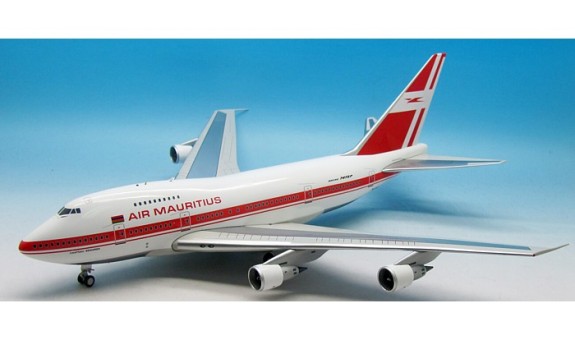 Air Mauritius Boeing 747SP Reg 3B-NAQ w/Stand InFlight IF747SP0616P 1:200