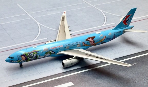 China Eastern Airbus A330-300 Toy Story B-5976 中国东方航空 JC wings EW2333001 scale   1:200