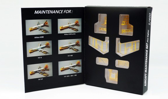 Four engine aircraft maintenance scaffolding docking system set  Fantasy Wings FWDP-MS-4010 scale 1:400