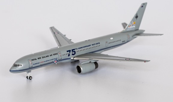 New Zealand Air Force Boeing 757-200 NZ7571 75th Anniversary NG Models NG53145 scale 1:400