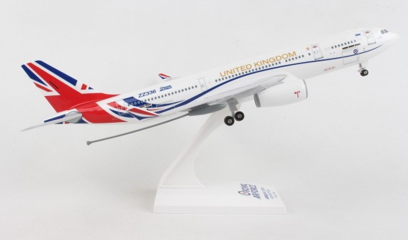 RAF Airbus A330-200 Voyager stand and gears Skymarks SKR1058  Scale 1200