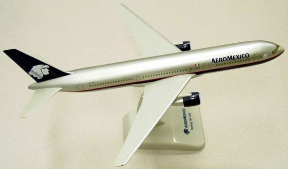 Aeromexico B767-300 W/GEAR