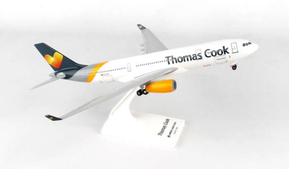 Thomas Cook Airbus A330-200 w/Stand Skymarks SKR886 Scale 1:200