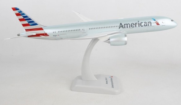American Boeing 787-9 Dreamliner N820AL with WiFi Radome, gears and stand Hogan HG11199G scale 1:200