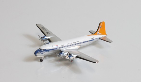 South African DC-4 ZS-AUB Aero Classics AC419854 diecast scale 1:400