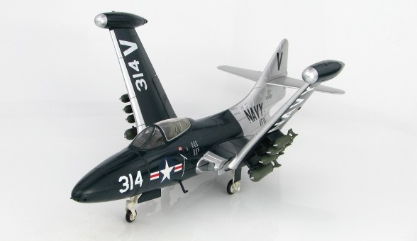 Grumman F9F Panther VF-111, USS Lake Champlain, July 1953 Hobby