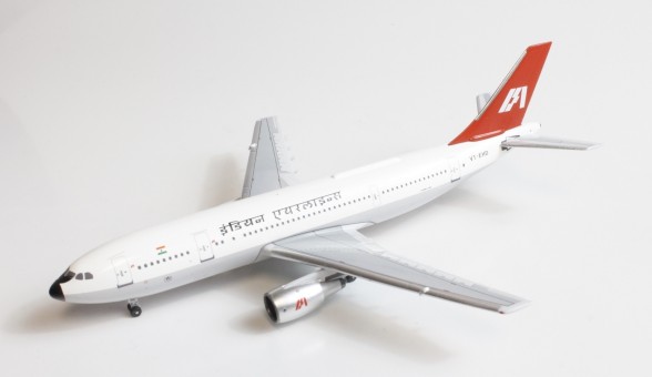 Indian Airlines Airbus A300B4 YV-161C AeroClassics AC419679 Scale 1:400