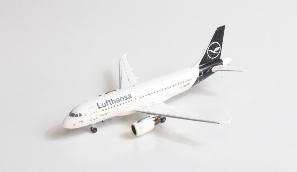 Lufthansa New Livery Airbus A319 D-AILW Aero Classics AC19665 scale 1:400