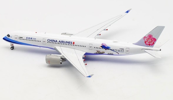 China Airlines Airbus A350-900 B-18908 中華航空 "Urocissa Caerulea" with stand Aviation400 AV4005 scale 1:400