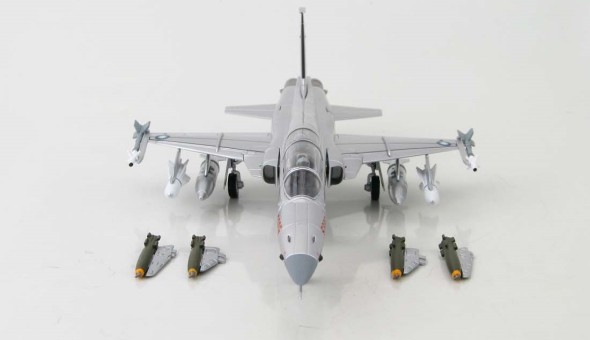 Highly detailed Hobby Master pre-painted diecast metal model F-5F Northrop Tiger II ROCAF Taiwan Hobby Master HA3355 Scale 1:72
