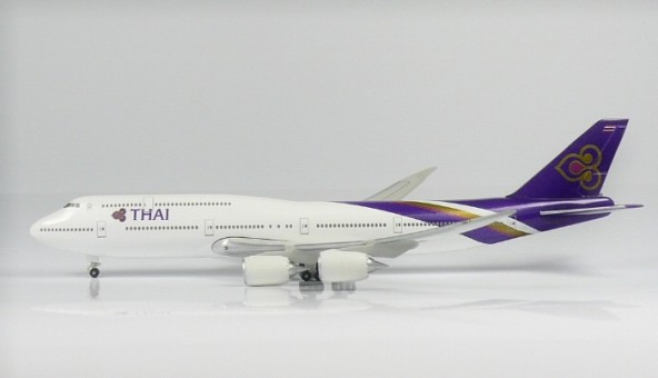Thai 747-8 With Gear & Stand