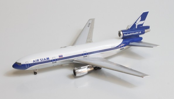 Air Siam  Douglas DC-10  HS-VGE Aero Classics AC419841 scale 1:400
