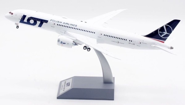 LOT Polish Boeing 787-9 Dreamliner SP-LSG With Stand InFlight IF789SP0423 Scale 1:200