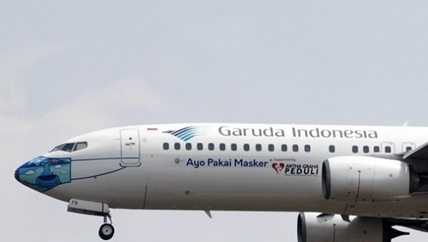 Garuda Indonesia Boeing 737-800(W) PK-GFQ "Ayo Pakai Masker" JCWings LH2GIA257 scale 1:200