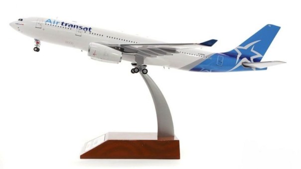 Air Transat Airbus A330-200 C-GTSN With Stand IF3320117 InFlight Scale 1:200