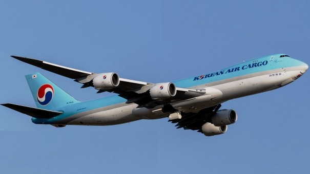 Interactive Korean Air Boeing 747-8F Cargo HL7629 JC Wings EW4748006 Scale 1:400