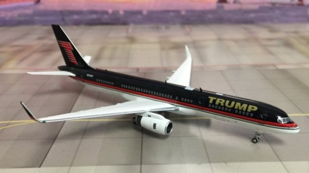 Trump 757-200 N757AF NG Models die cast scale 1:400