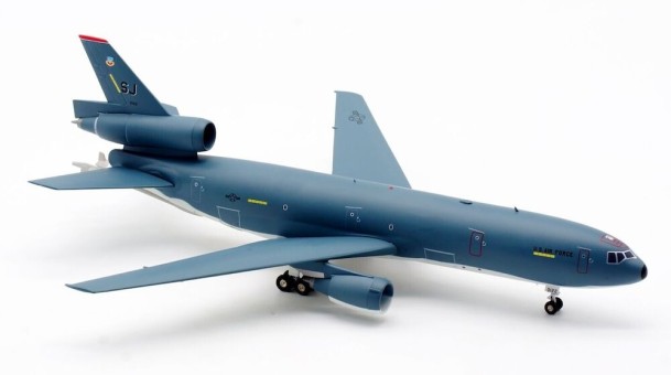 USA Air Force KC-10A 87-0122 With Stand InFlight IFKC10USAF22 Scale 1:200