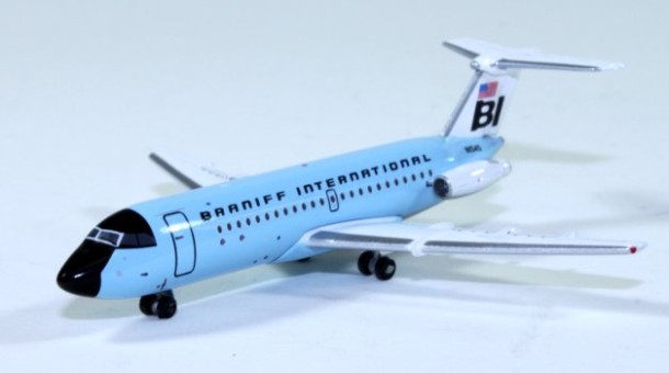 Braniff BAC-111-200 N1545 (Turquoise)  Scale 1:400