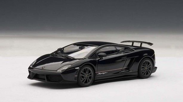 *Sale! AUTOart Die-cast Lamborghini Gallardo LP570-4 Superleggera, Nero Noctis/Black in 1:43 Scale, Item# AU54642