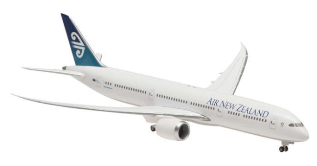 Air New Zealand 787-9  with Gear, Straight Wings, No Stand HG5132 1:400