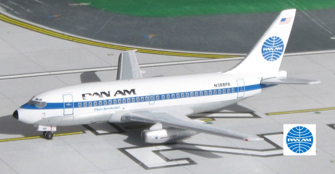 Pan Am Boeing 737-200 "Clipper Reinickendorf" Reg# N388PA Scale 1:400