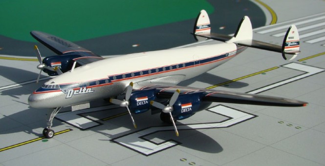 Delta Airlines  Lockheed L-749  N88868 1:200 