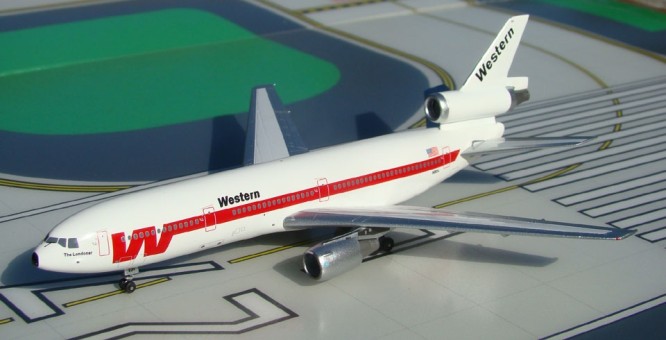 Western Airlines DC-10-30 The Londoner N821L 