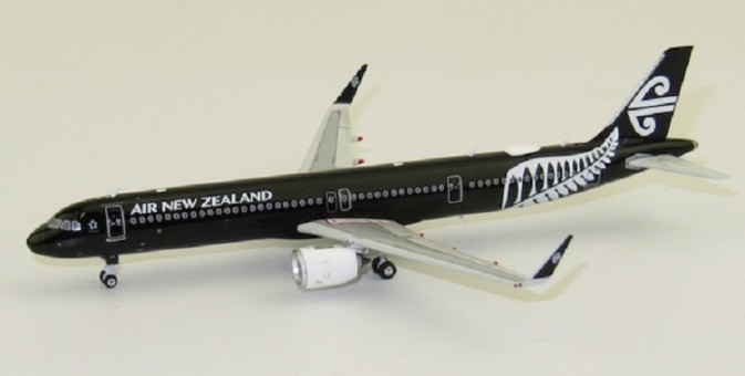 Air New Zealand All Black  Airbus A321neo Reg# ZK-NNA Phoenix 11501 Die-cast Scale 1:400
